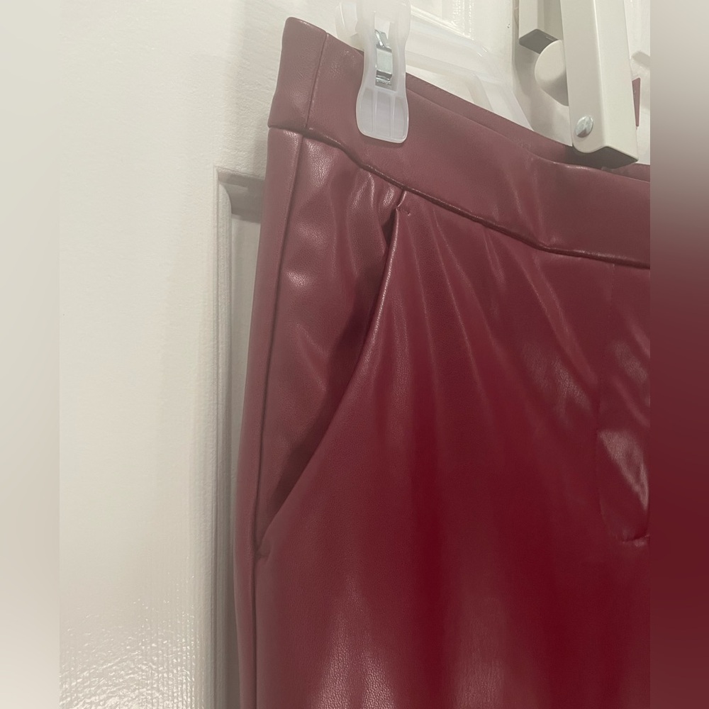 Alexia Admor Vegan Leather Pants - Picture 7 of 12